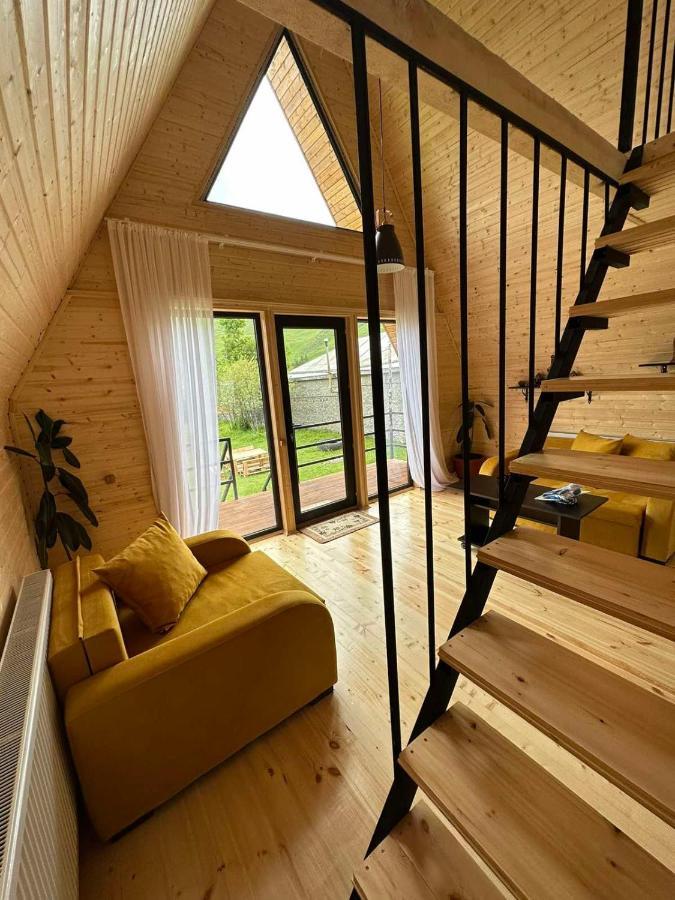 Appartement Thomas' Hut à Kazbegi Extérieur photo