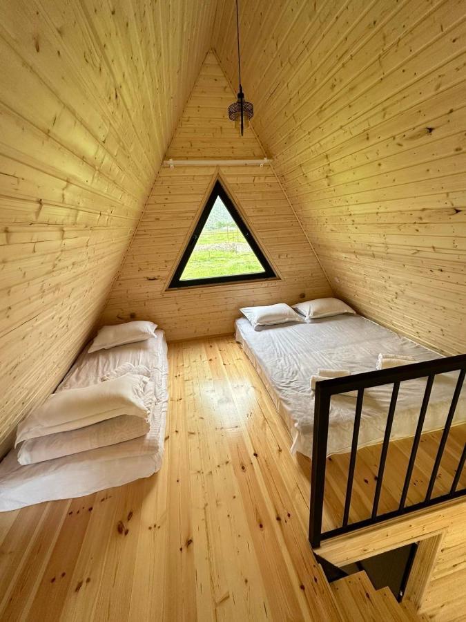 Appartement Thomas' Hut à Kazbegi Extérieur photo
